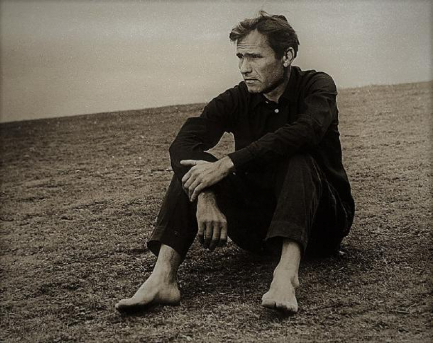 На волне воспоминаний  Там, где молчит ковыль (Памяти Василия Шукшина)