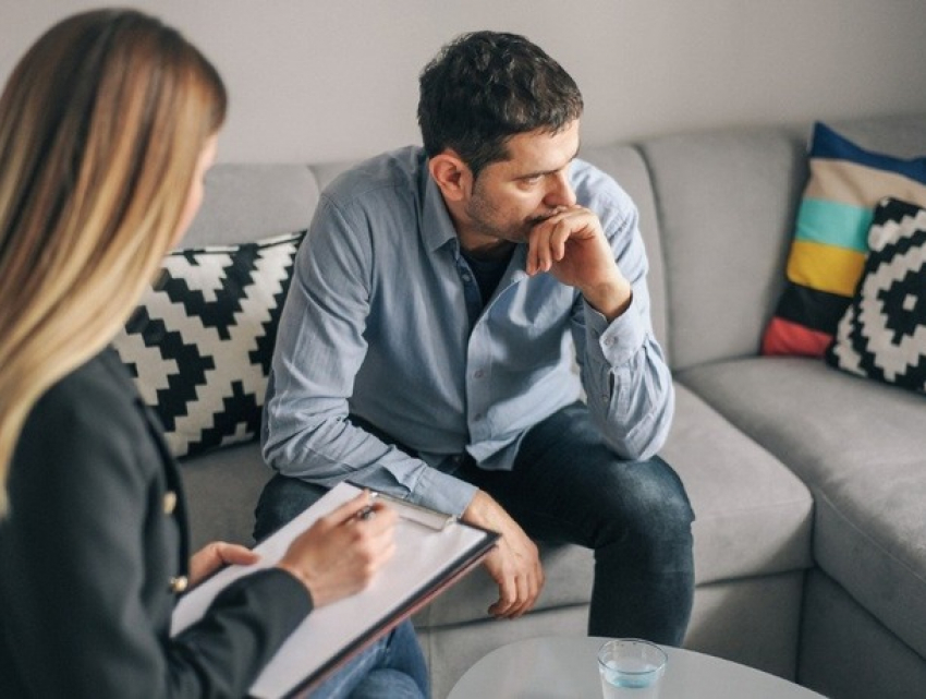 Все больше жителей Молдовы обращаются за помощью к психологам