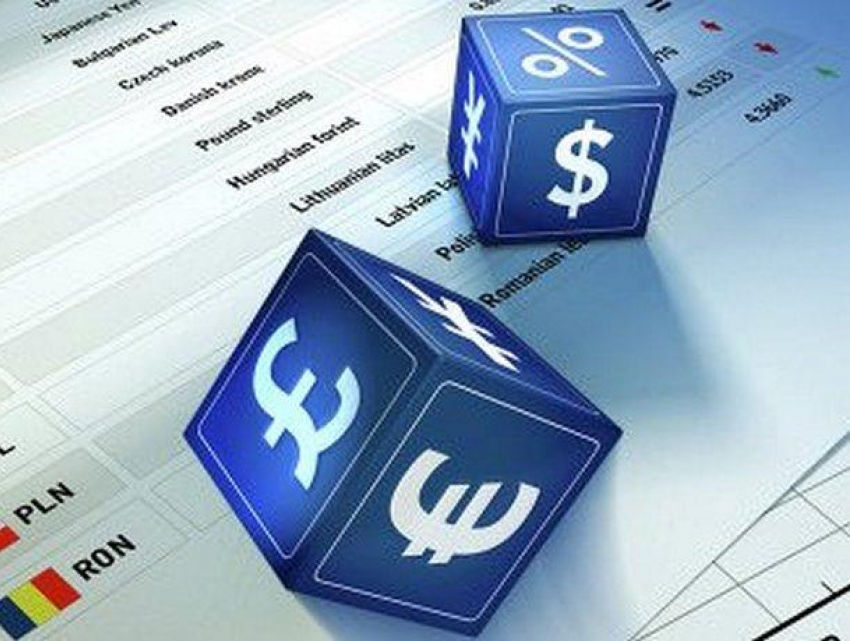 В понедельник евро и доллар еще подорожают 