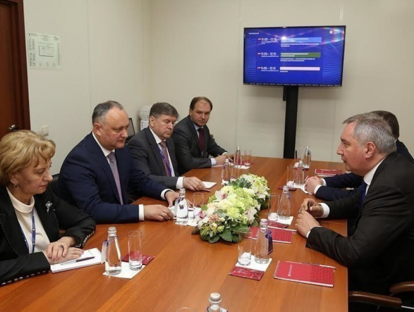 Антироссийские действия официального Кишинева направлены лично против президента Молдовы, - Рогозин 