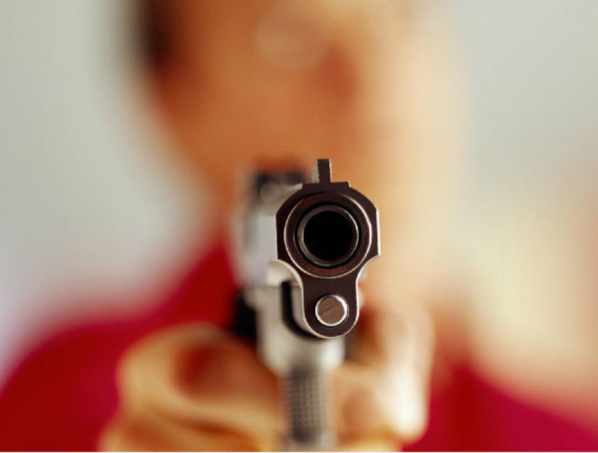 Выстрел в голову мужчины произвел его друг во Флорештах