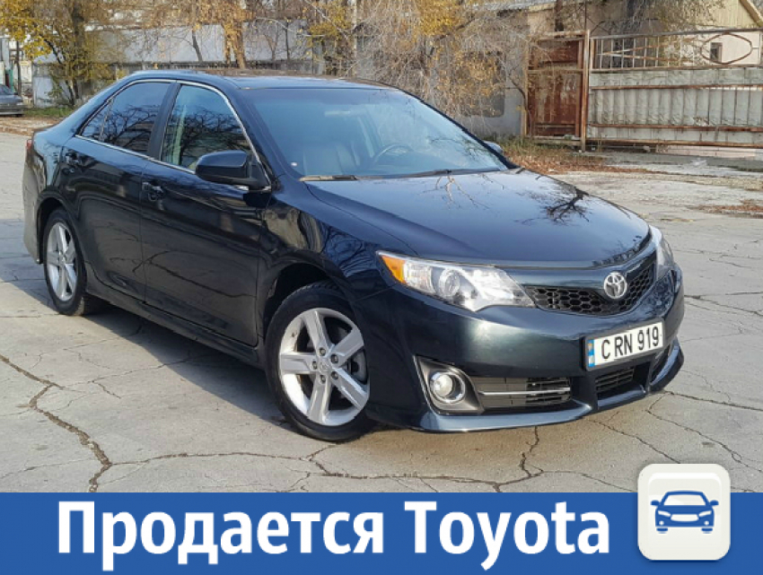 Продается Toyota Camry в идеальном состоянии 