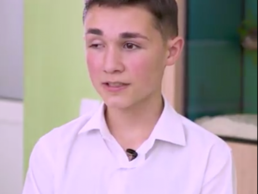 Подросток из Молдовы вышел из комы благодаря музыке и стал настоящим феноменом