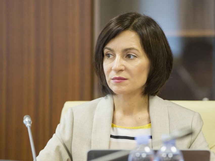 Додон напомнил Санду, что ее выбирали не для изменения Конституции и нагнетания страстей вокруг названия языка