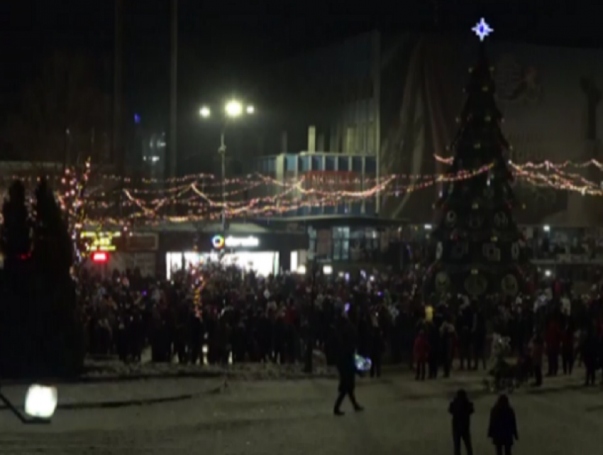 В Бельцах открылась Рождественская ярмарка (видео) 
