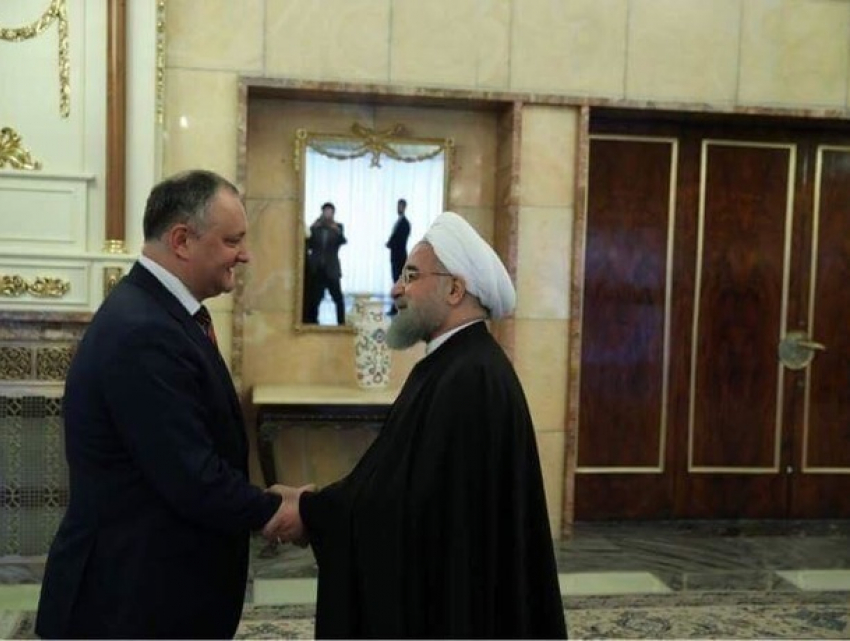 С убедительной победой на выборах президента Ирана Хасана Рухани поздравил Игорь Додон 