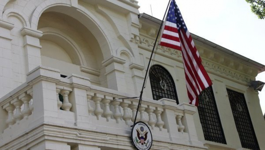Посольство США отреагировало на критику заявления посла Джеймса Петтита