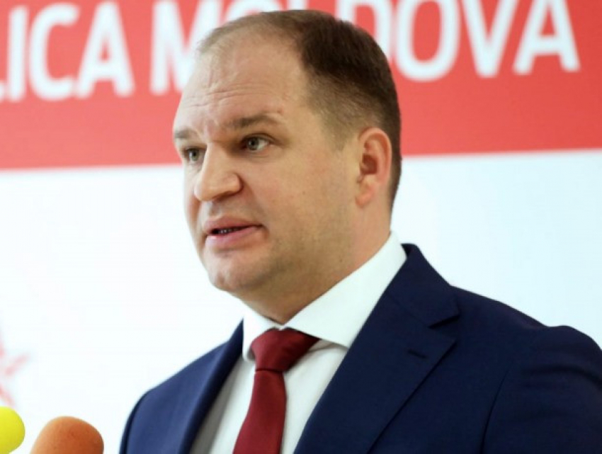 Чебану угрожали физической расправой