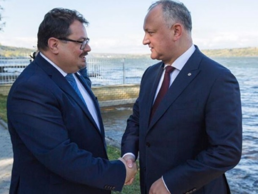 С кем будет дружить Молдова: президент Игорь Додон встретился с главами дипмиссий