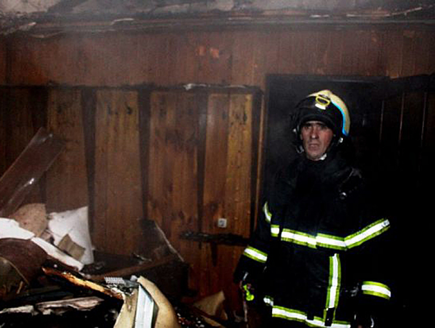 Крупный пожар уничтожил развлекательный центр в Глодянах 