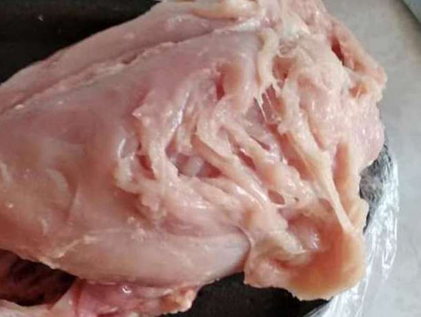 Жуткая курица от известной компании шокировала жительницу столицы 