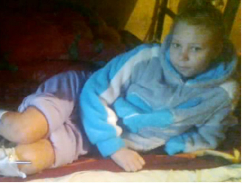 Взорвавшую гранату девушку, спасшуюся от изнасилования украинскими солдатами, бросили умирать