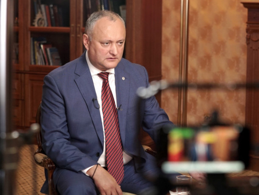 Президент Молдовы раскрыл журналистам подробности июньских событий