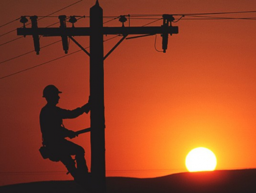 Тысячи жителей Кишинева и республики проведут день без электричества
