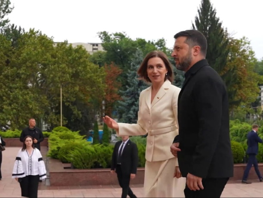 Пояснения правительства по поводу самолета Зеленского