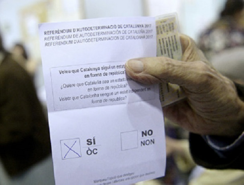 Сторонники независимости Каталонии получили подавляющее большинство на референдуме