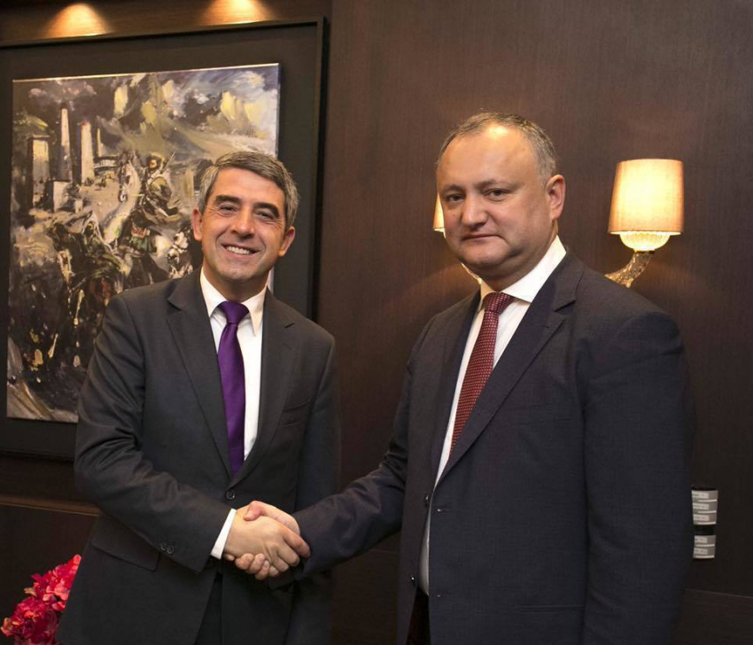 Избранный президент РМ Игорь Додон встретился с главой Болгарии 