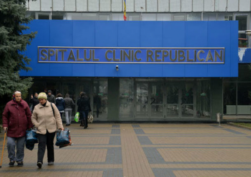 Ужасающее состояние столичной больницы с многомиллионным бюджетом возмутило депутата