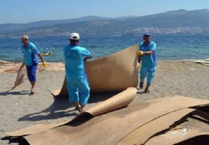 Корабль под флагом Молдовы испортил турецкий пляж и был наказан