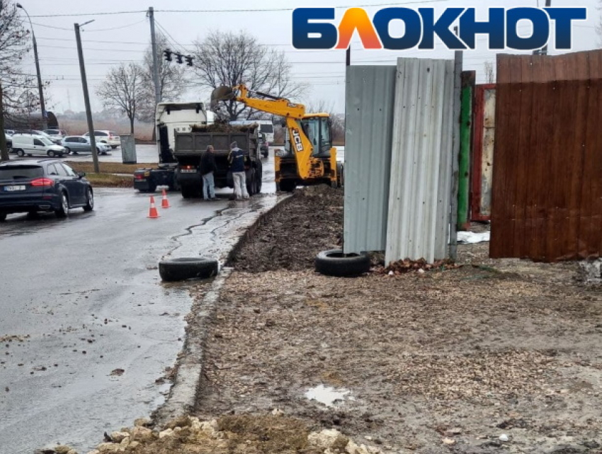 Опасная стройка в Кишиневе: каждый прохожий - на волоске от несчастья