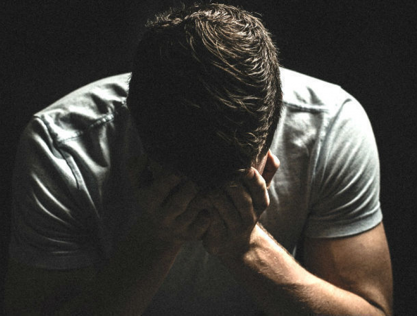 Знаменитый профессор оставил прощальную записку для жены и ушел из жизни