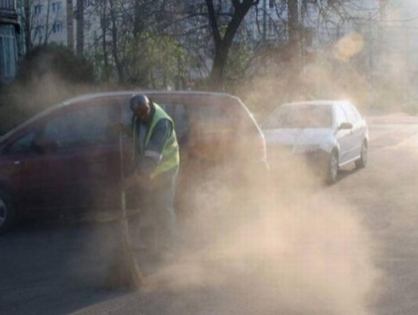 В Бельцах чрезвычайно загрязнен воздух, объявлен желтый код опасности загрязнения