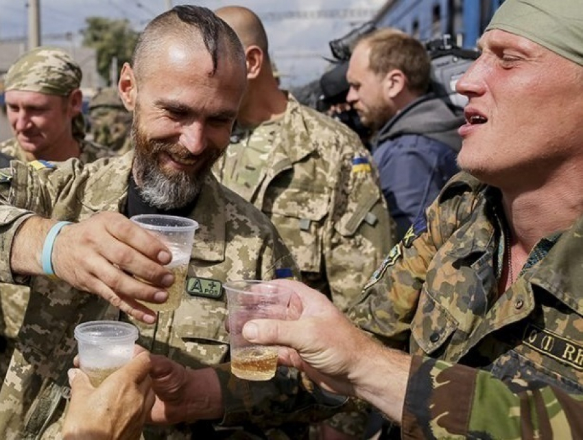 Украинские военные расстреляли после «спора» женщину с мужчиной в Донбассе