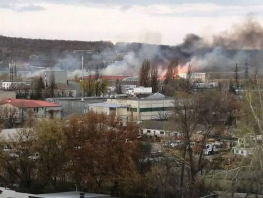 В Кишинёве вспыхнул сильный пожар