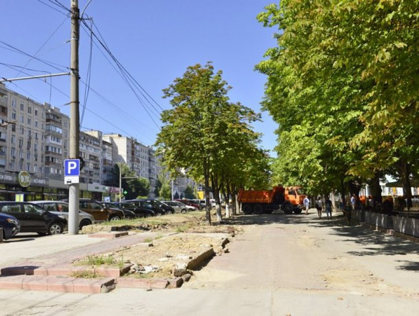 В городе должны быть нормальные тротуары! – Чебан 