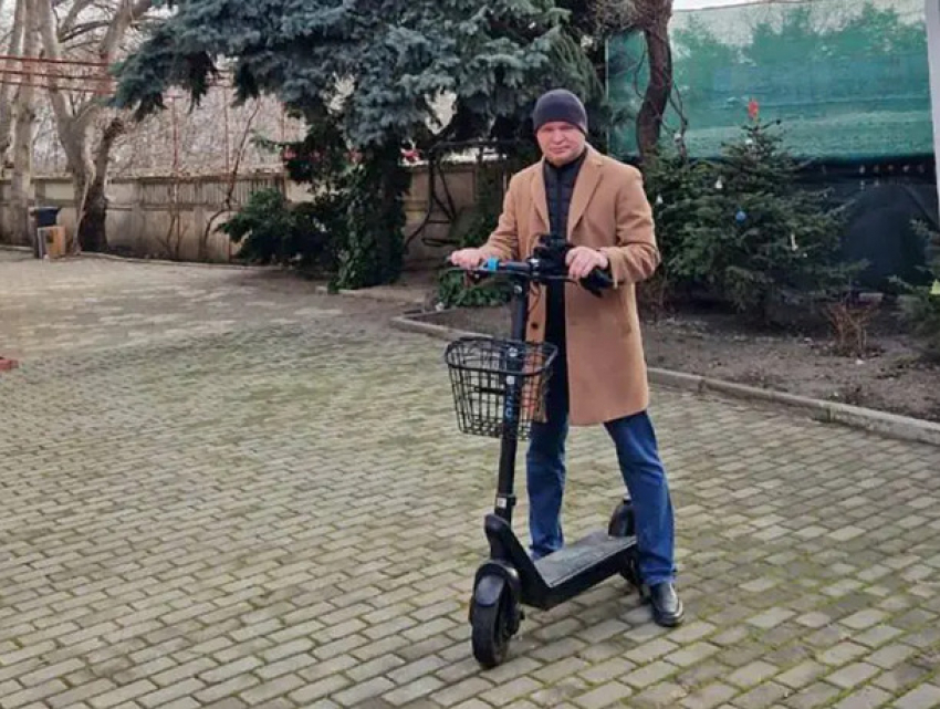 Ион Чебан заступился за самокатчиков