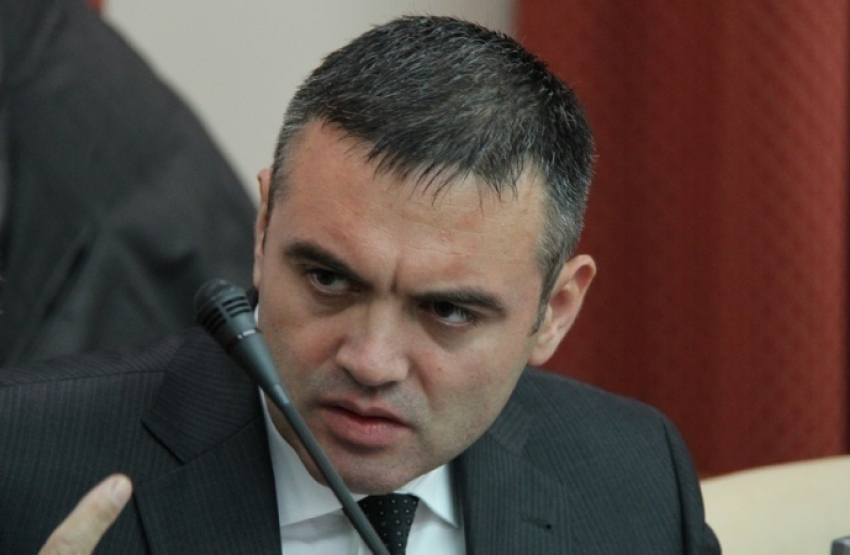 Главу НАЦ Виорела Кетрару задержали в аэропорту Шереметьево