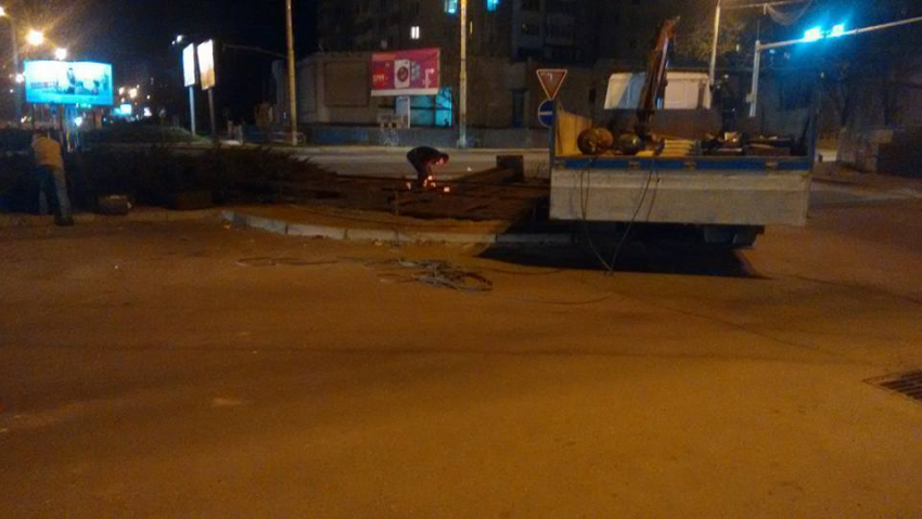 В Кишиневе за ночь были демонтированы более 60 рекламных панно