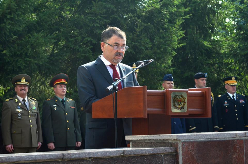 Шалару: В молдавской армии солдаты принимают душ раз в неделю