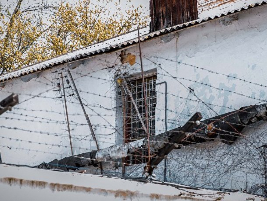 Спецрежим в тюрьмах Молдовы продлили до 30 октября