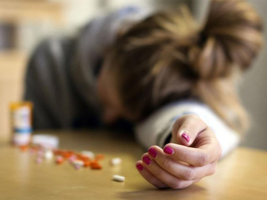 Несовершеннолетняя жительница Кишинева наглоталась таблеток после семейной ссоры