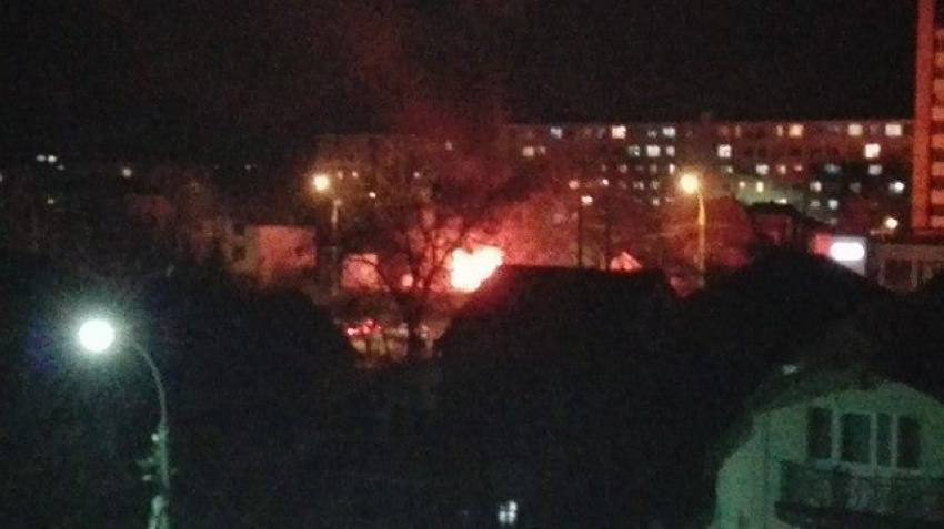 На Буюканах в заброшенном здании произошел пожар