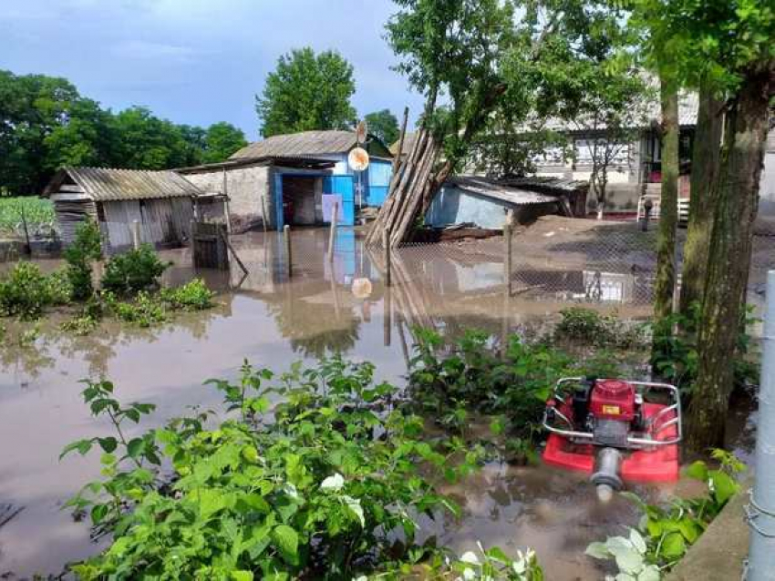 Десятки хозяйств в Молдове пострадали от ливней