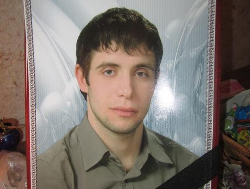 Эксгумации тела погибшего в тюрьме Андрея Брагуцы потребовал правозащитник