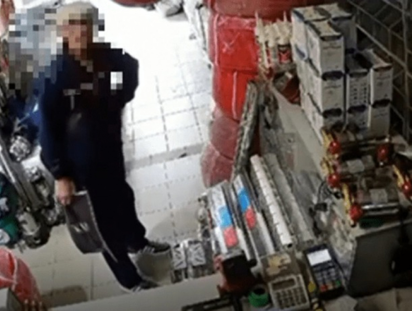Пенсионер совершил налет на торговую точку на и похитил 45 тыс. леев
