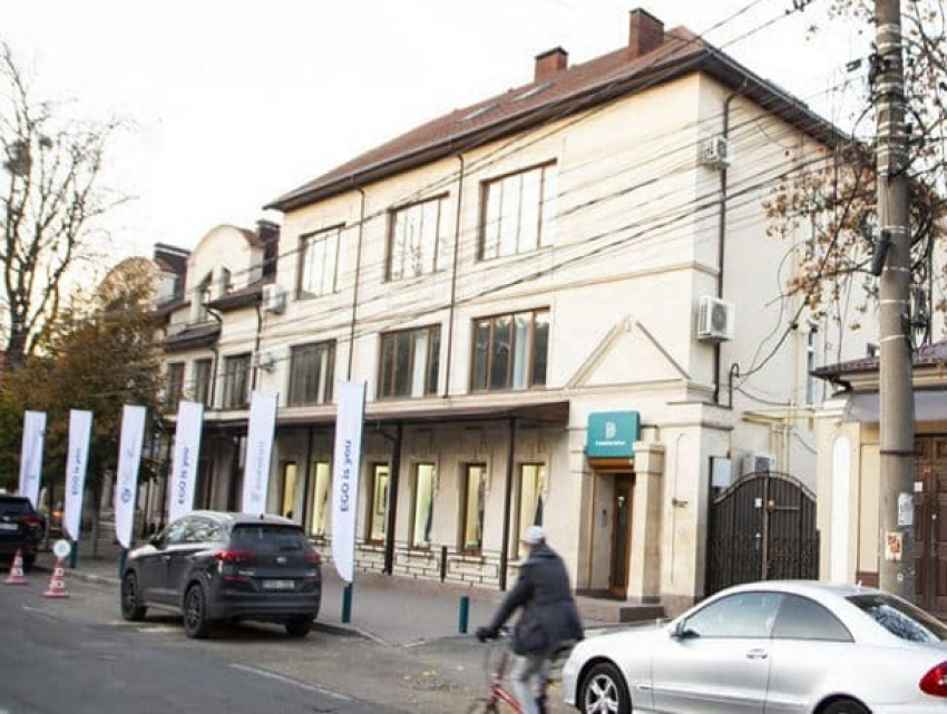 Уродство исторического центра Кишинева: облик старинных зданий с разницей в 10 лет