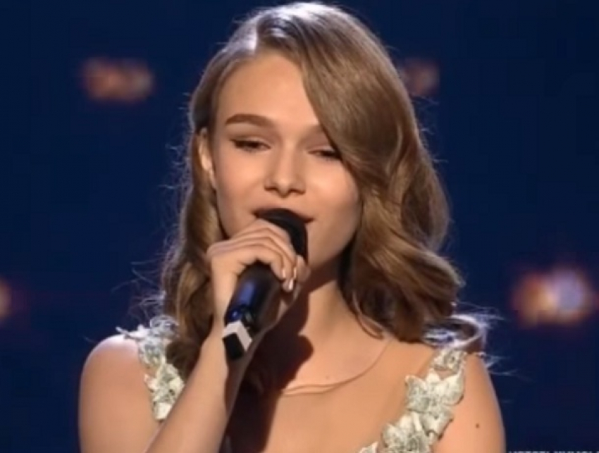 Потрясающее выступление юной молдаванки Евы Тимуш в финале шоу Românii au Talent сняли на видео