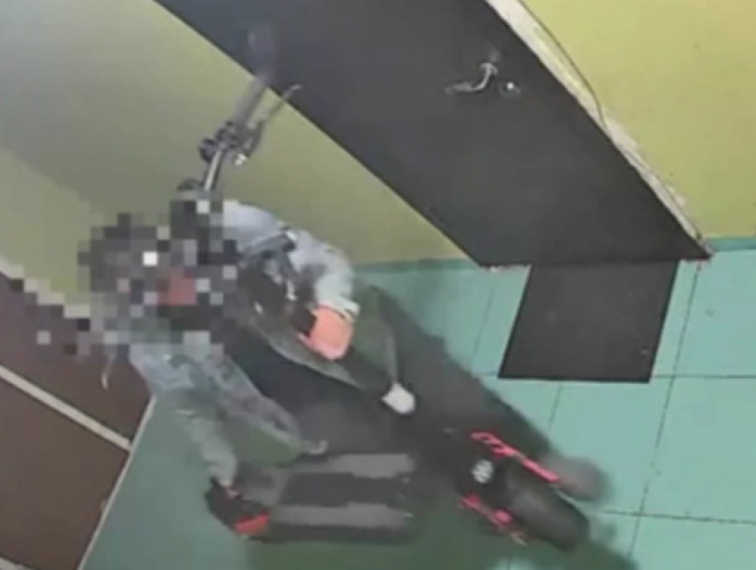 Украл электросамокат за 18 тысяч леев - задержан 19-летний житель Кантемирского района