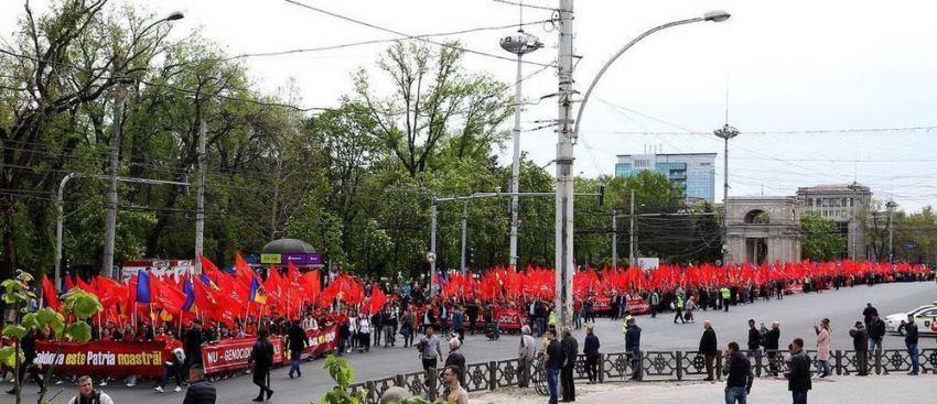 В Кишиневе прошел грандиозный первомайский марш и митинг 