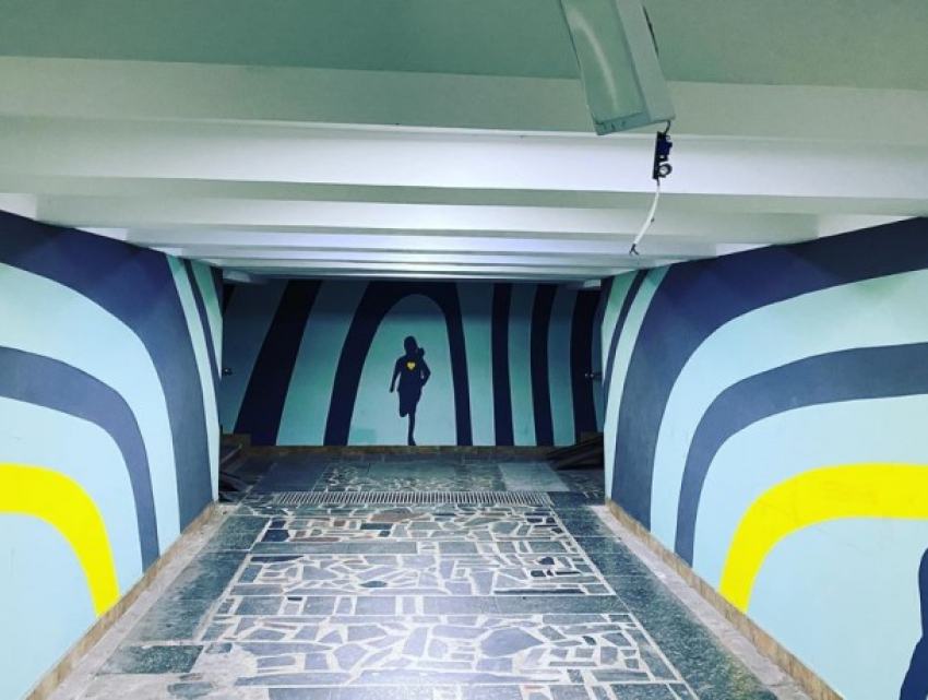 В Кишиневе хулиганье принялось «демонтировать» недавно отреставрированный подземный переход