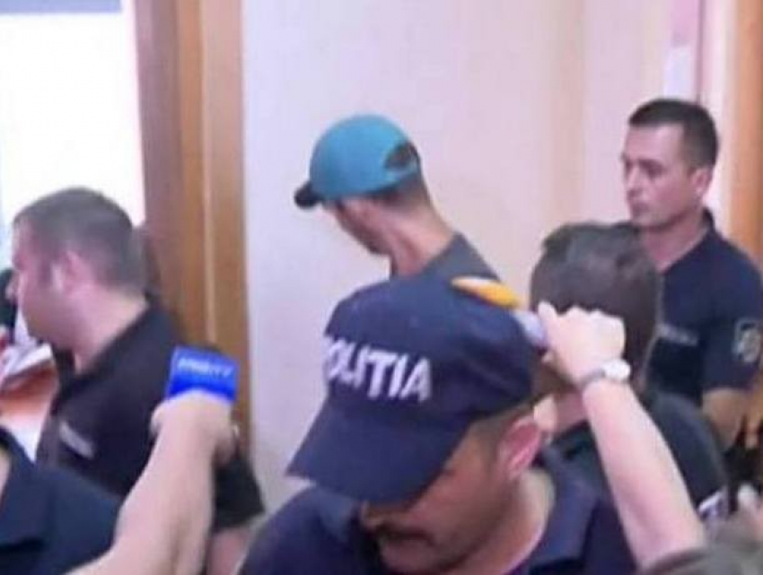 Зарезавшего спящих парней убийцу-грабителя из Кантемира осудили в Кишиневе