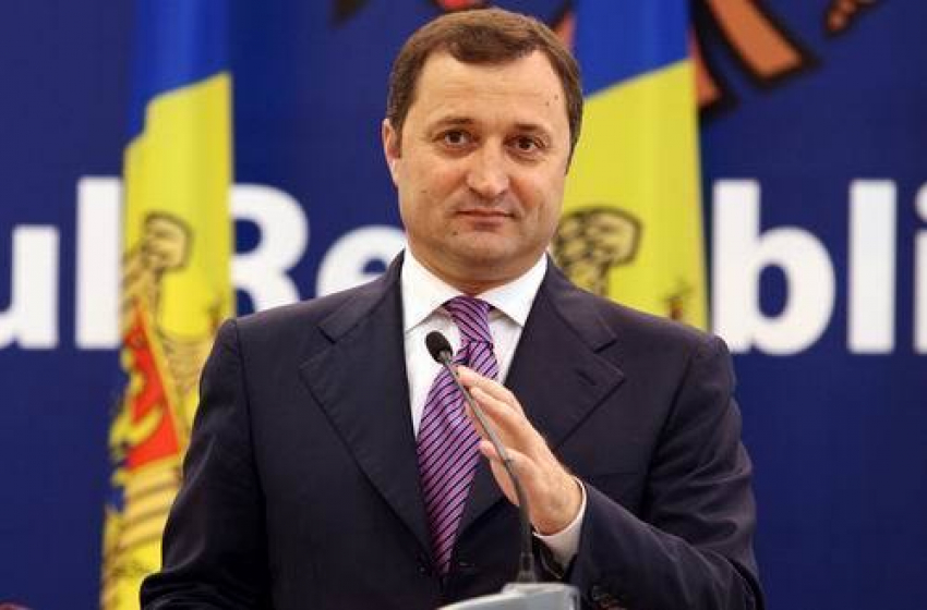 С Филата сняли наручники, а депутаты ЛДПМ просят перевести его под домашний арест  