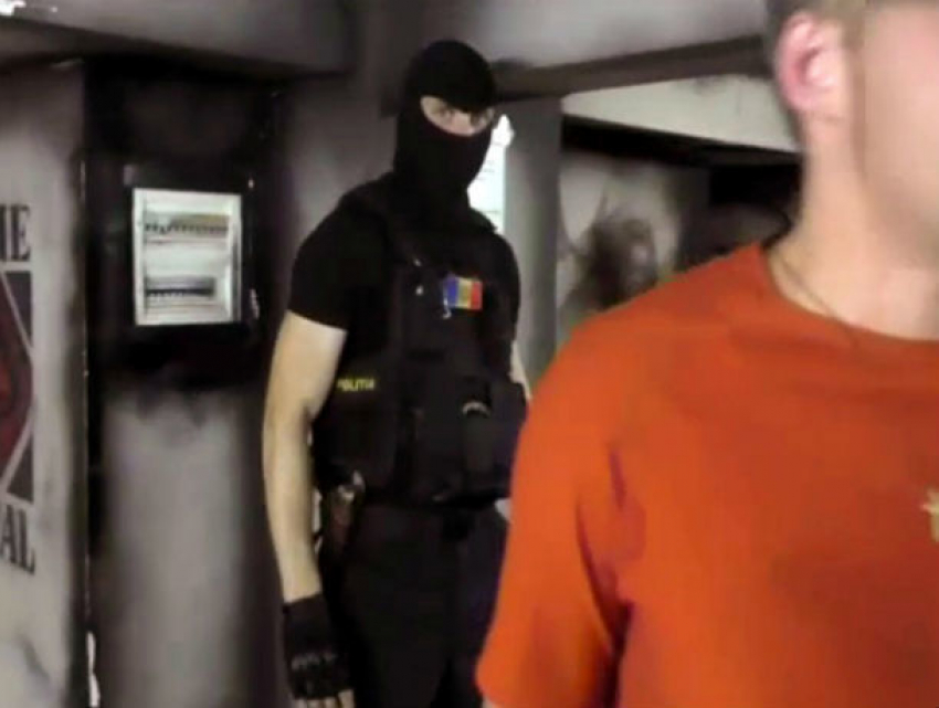 Задержание наркоманов в секторе Чеканы показали на видео 