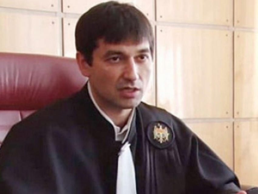 Судья Олег Стерниоалэ препятствует прокурорам описывать его имущество