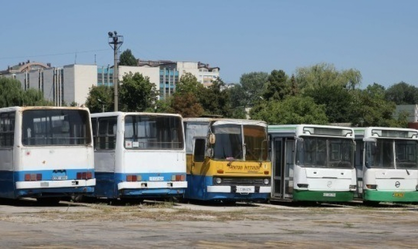 У всех кишиневских автобусов превышен срок эксплуатации, на их ремонт тратятся миллионы