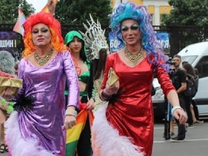 ЛГБТ-марш в Киеве собрал вдвое меньше участников, чем планировали организаторы